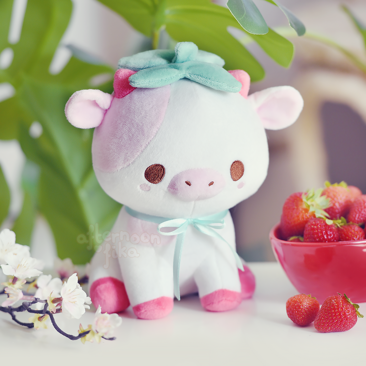 Milkshake the strawberry cow plush and friends by Sugary Carousel