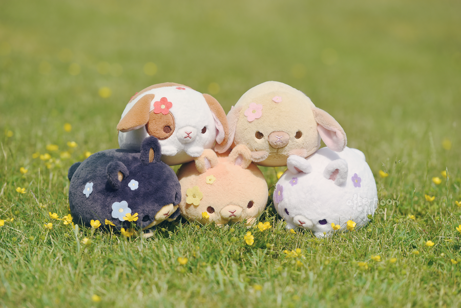 [PRE-ORDER, ETA November 2023] Botanical Bunny Plush Red Flowers