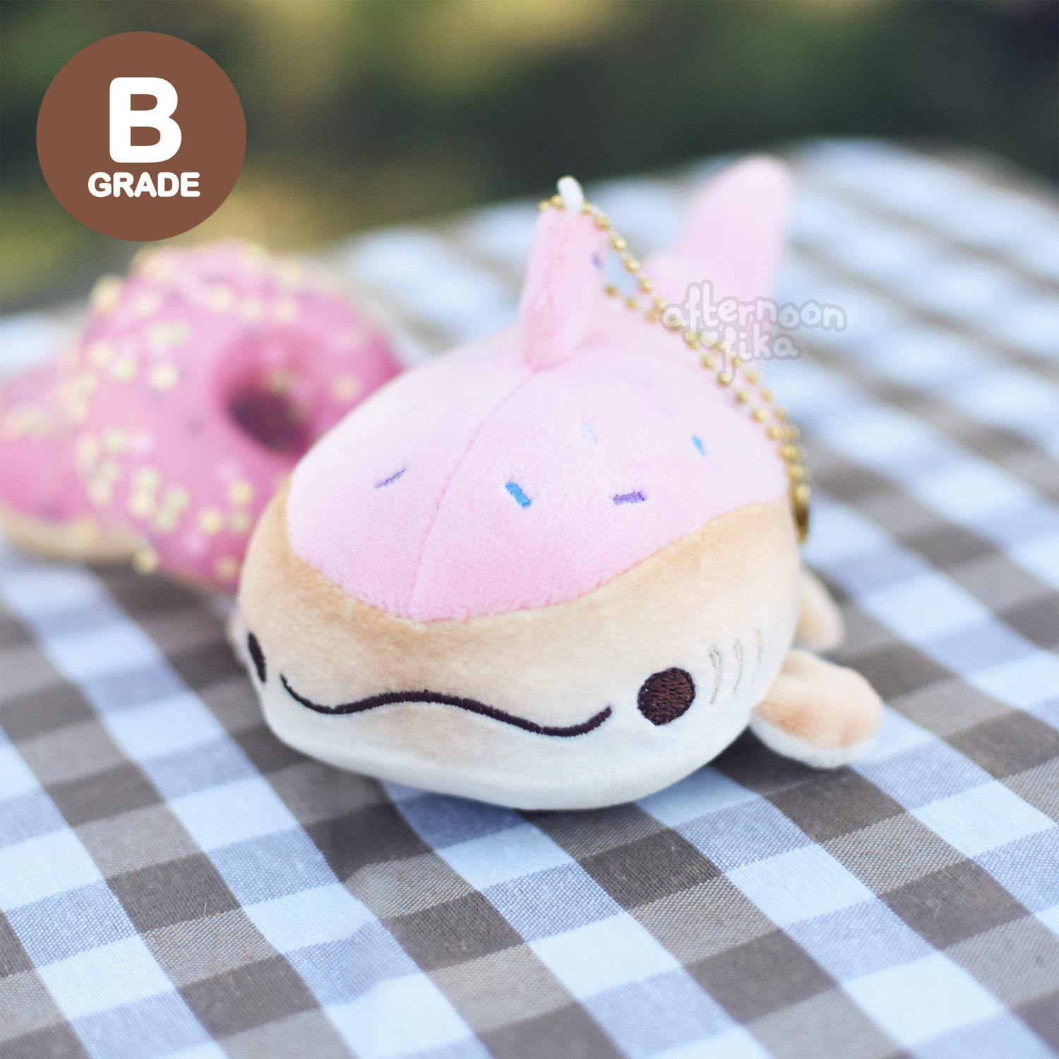 [B-GRADE] Sweet Whale Shark Keychain Plush
