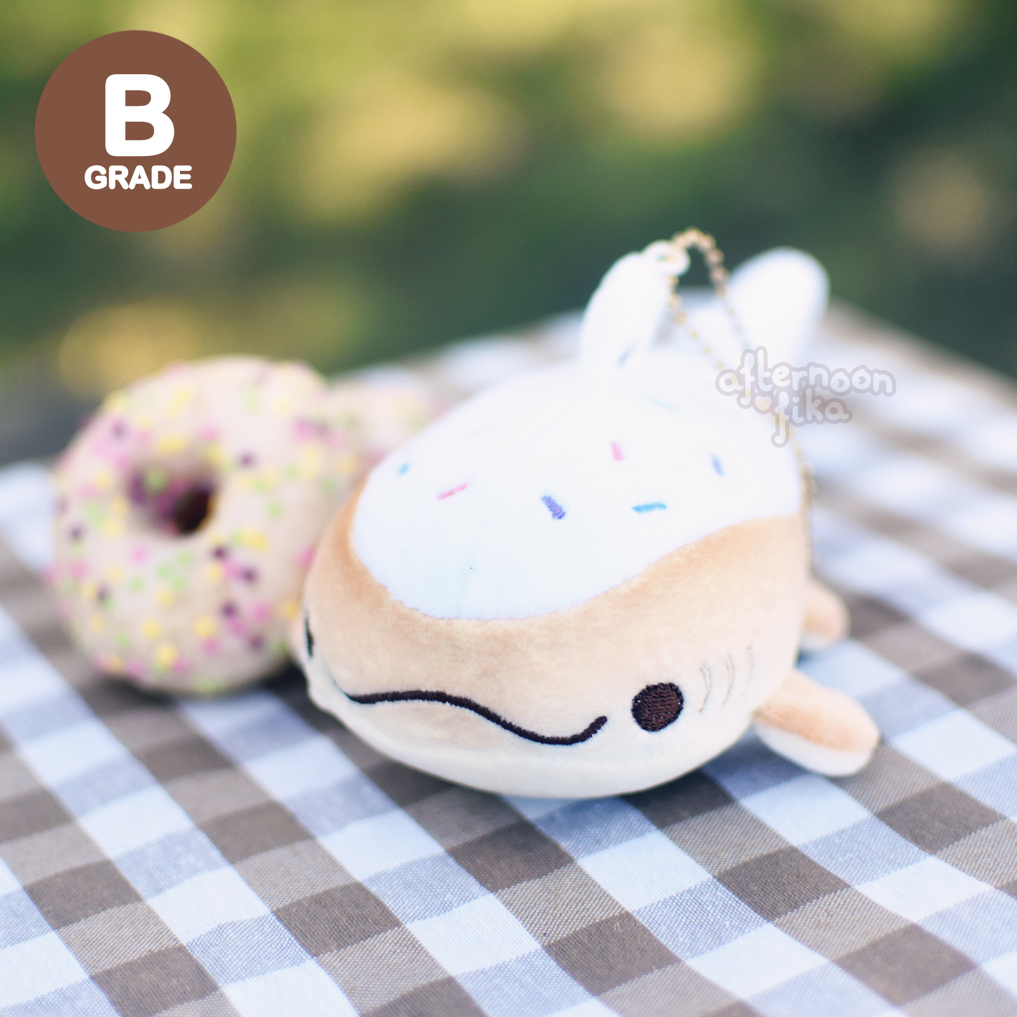 [B-GRADE] Sweet Whale Shark Keychain Plush